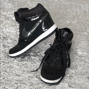 Nike force platform sneakers
